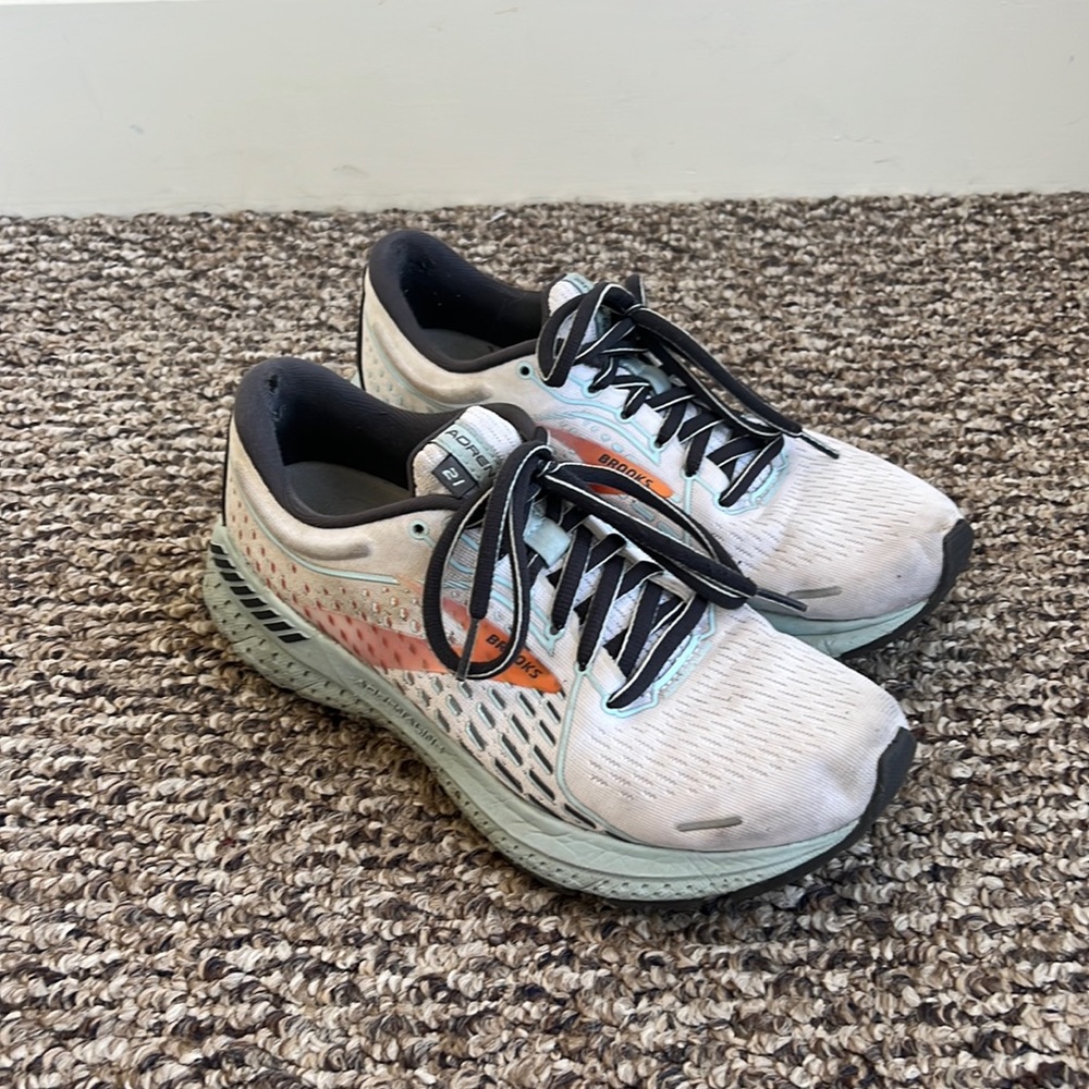 Brooks Adrenaline 21